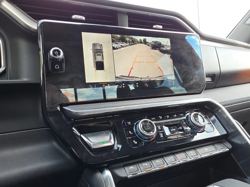 Used 2023 Summit White GMC Denali image 31