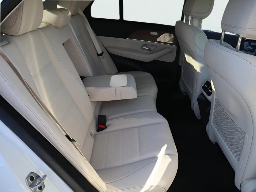 New 2026 MANUFAKTUR Moonlight White Metallic Mercedes-Benz GLE 350 image 75