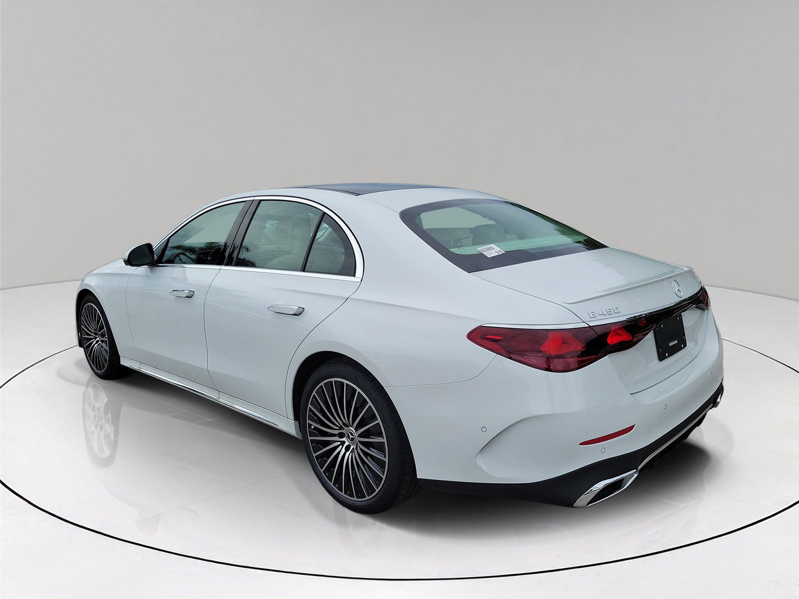 New 2027 MANUFAKTUR Moonlight White Metallic Mercedes-Benz E 450 image 4
