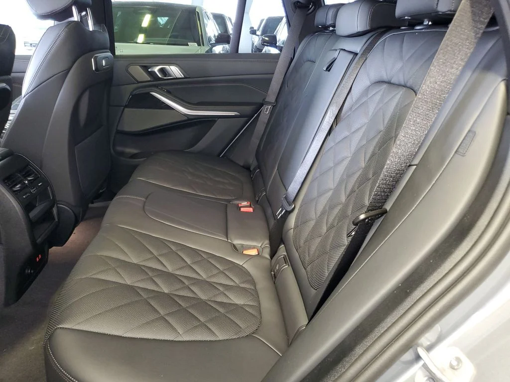 Used 2026 Gray BMW sDrive40i image 11