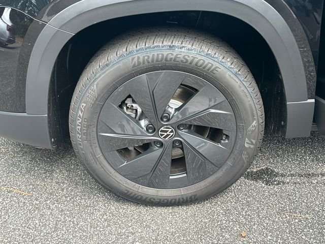 New 2026 Black Volkswagen 1.5T S image 11