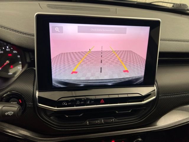 Used 2025 Black Jeep Latitude image 19