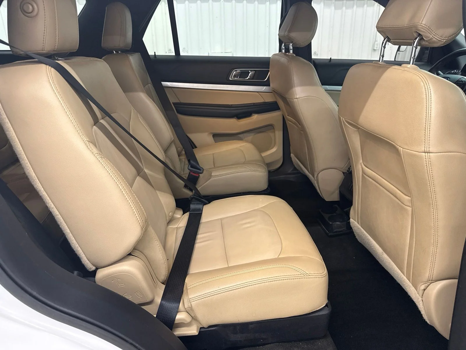 Used 2016 White Ford XLT image 24