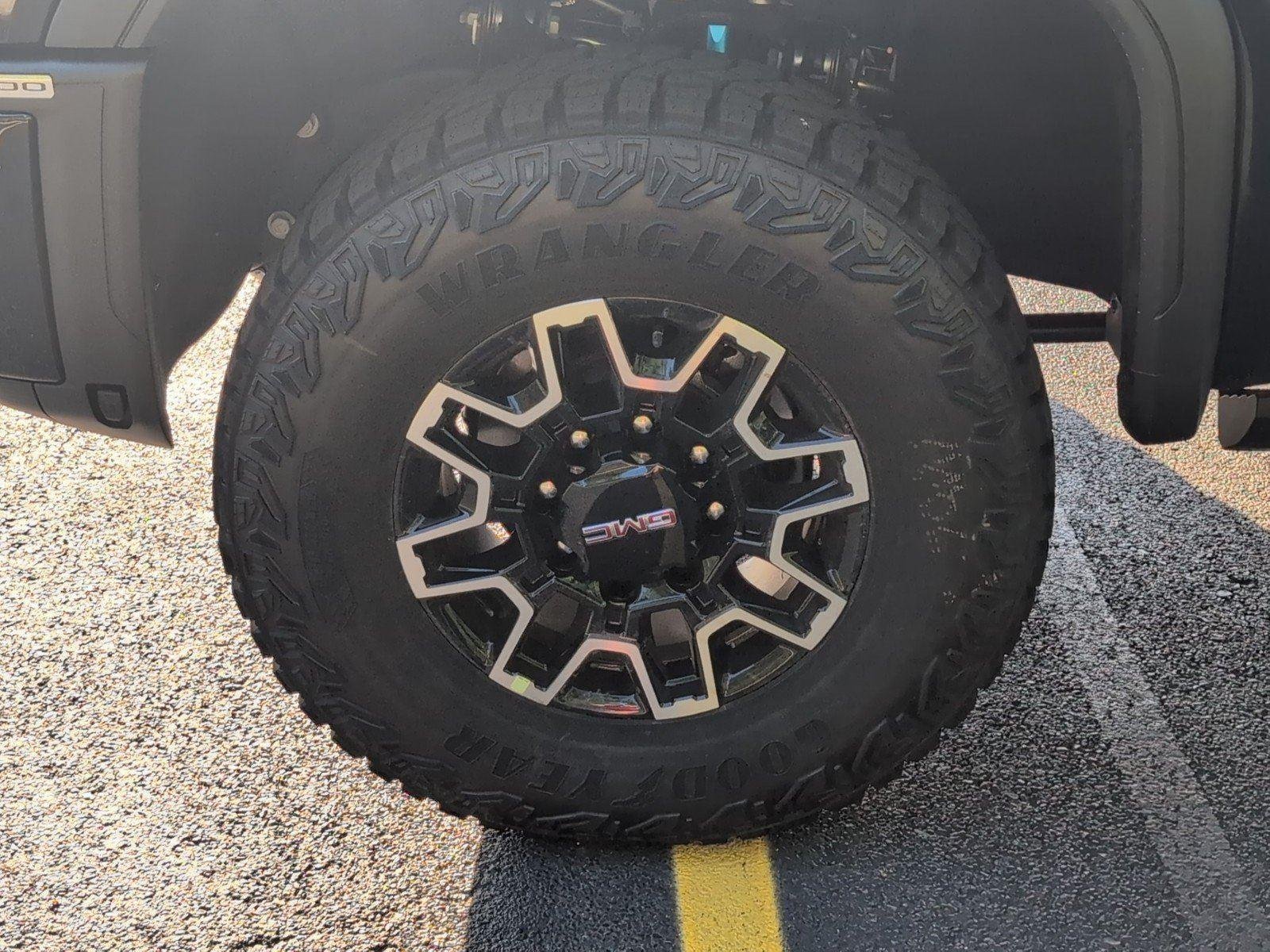 New 2026 Onyx Black GMC AT4X image 10