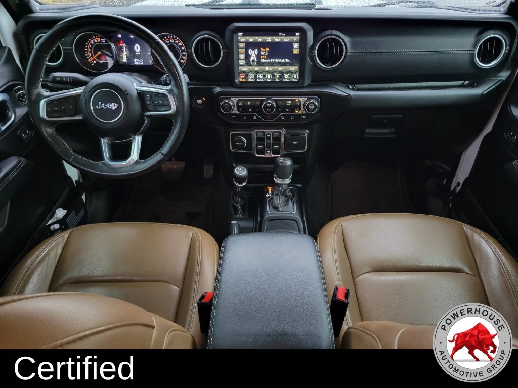 Used 2021 White Jeep Unlimited Sahara image 18