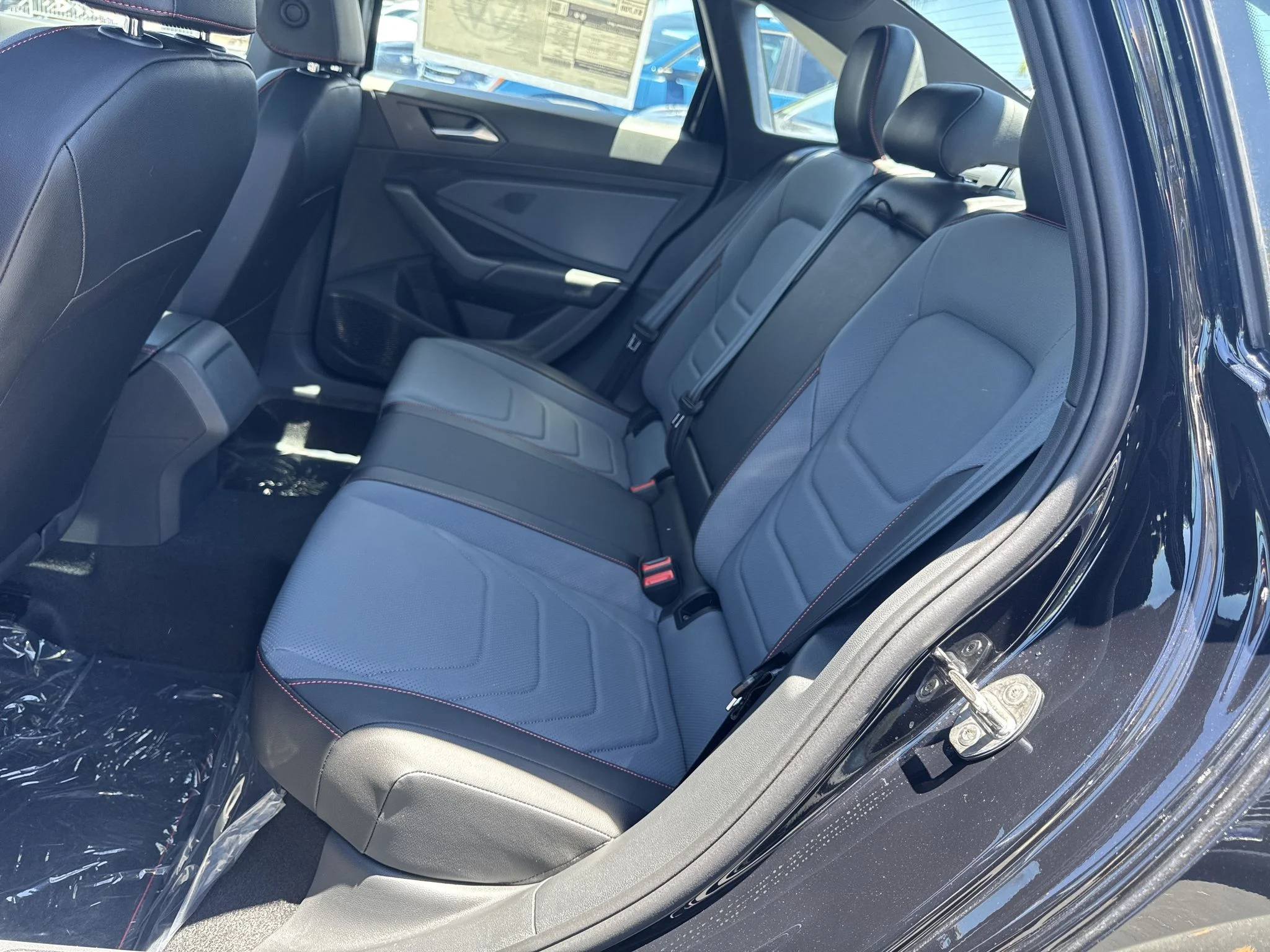 New 2026 Deep Black Pearl Volkswagen Autobahn image 32