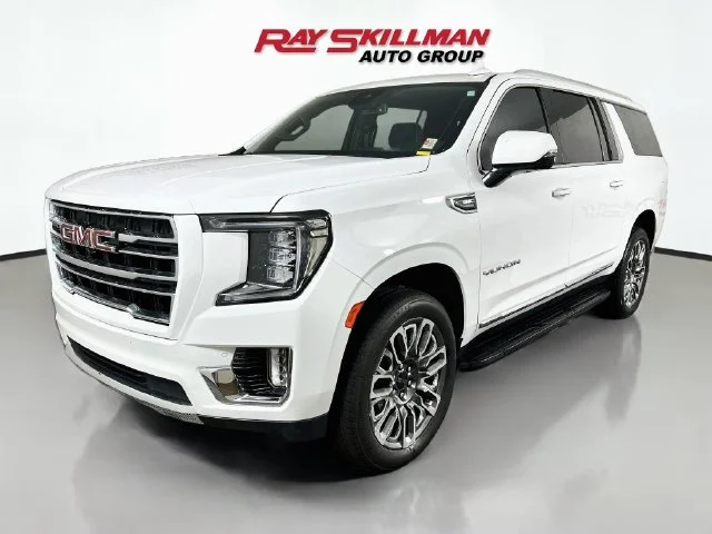 Used 2024 White GMC SLT image 3