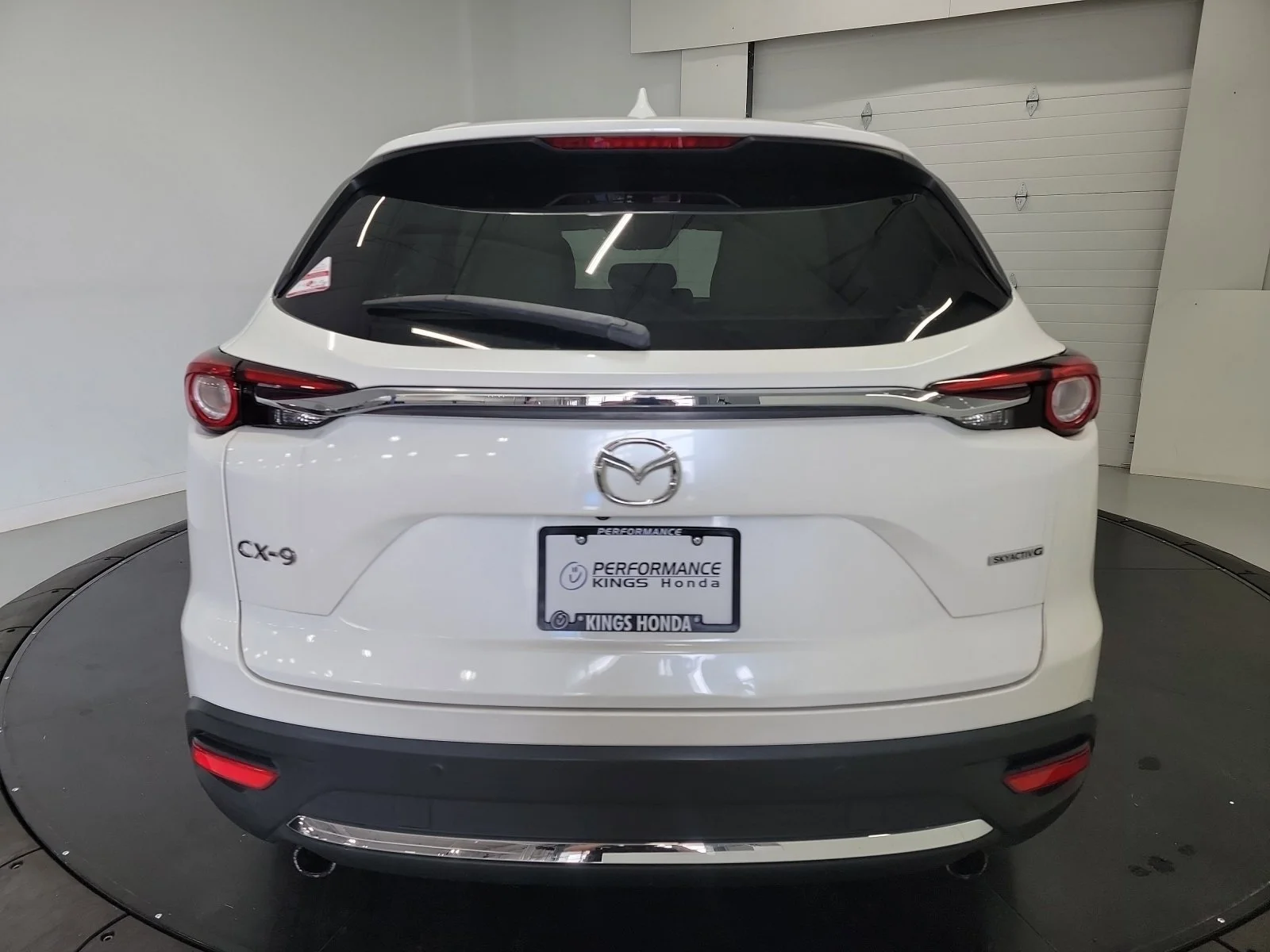 Used 2020 Snowflake White Pearl Mica Mazda Grand Touring image 6