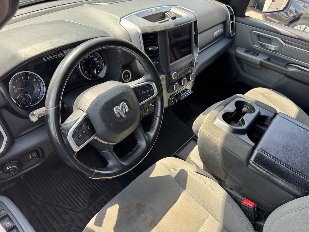 Used 2021 White Ram Big Horn/Lone Star image 25