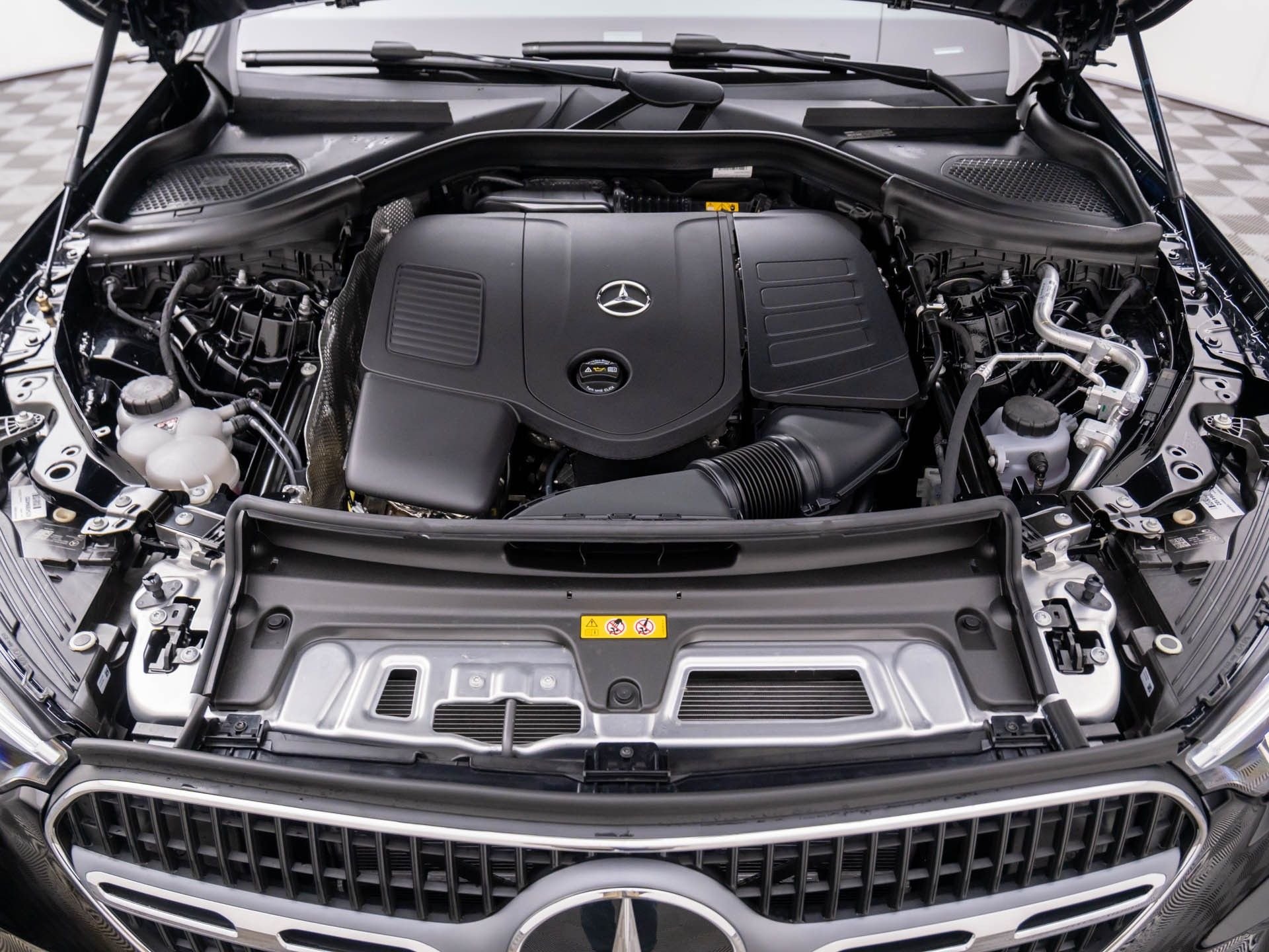 Certified Used 2026 Black Mercedes-Benz GLC 300 image 26