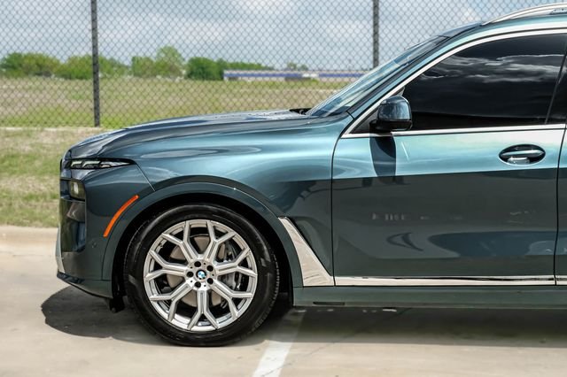 Used 2023 Blue BMW xDrive40i image 13