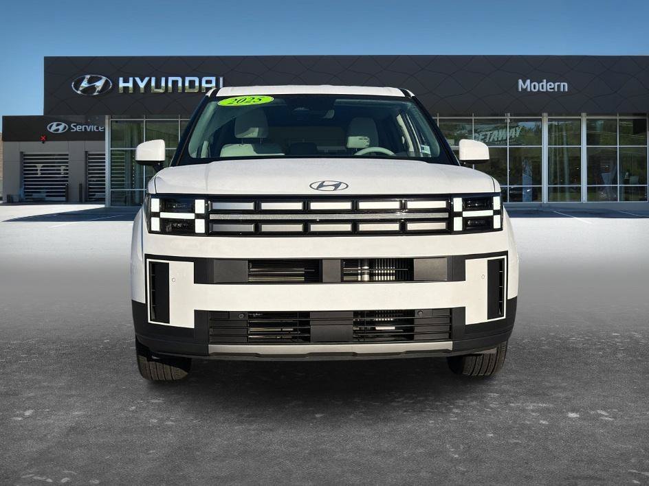 Used 2025 Serenity White Hyundai SE image 2