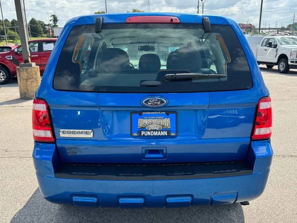 Used 2011 Blue Flame Metallic Ford XLS image 4
