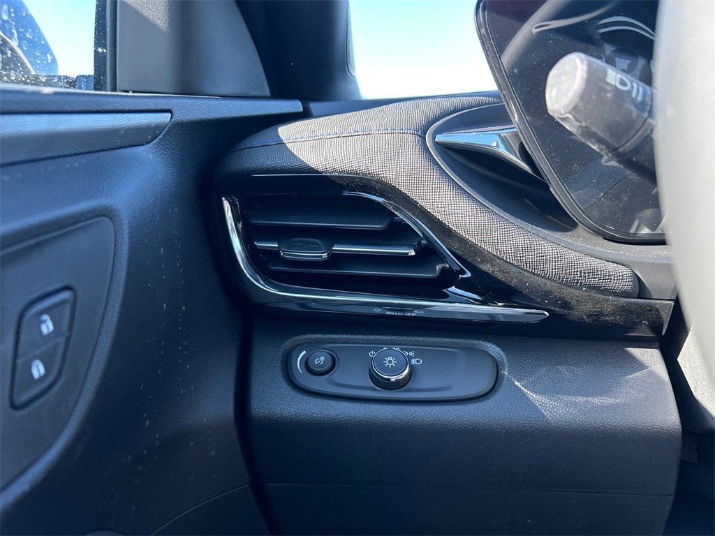 2026 BUICK ENVISTA - Image 17