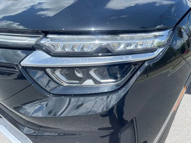 2025 VinFast VF 8 Eco - Photo 12
