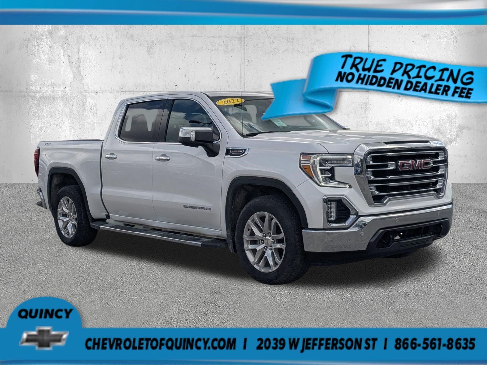 Used 2022 White Frost Tricoat GMC SLT image 1