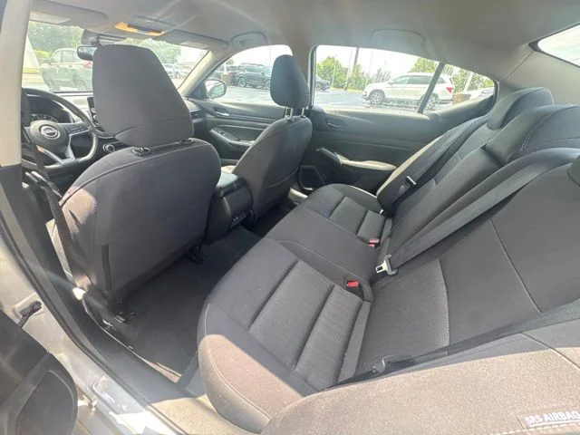 Used 2025 Silver Nissan 2.5 SV image 12