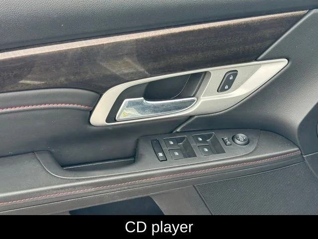 Used 2013 Silver GMC Denali image 13