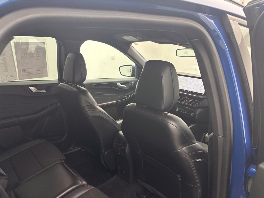 Used 2023 Blue Ford ST-Line Elite image 38