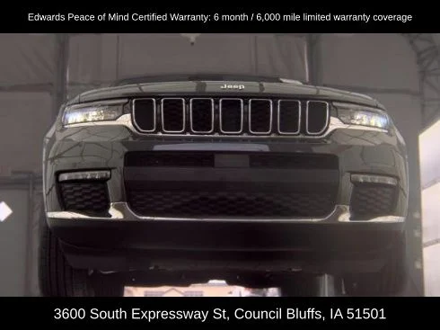 Used 2023 Gray Jeep Limited image 3