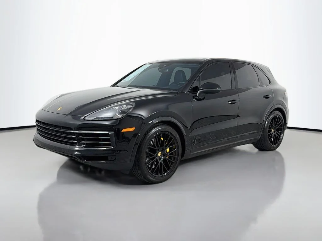 2020 Porsche Cayenne S's photo