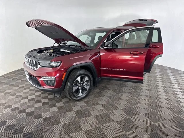 Used 2024 Red Jeep 4xe image 12
