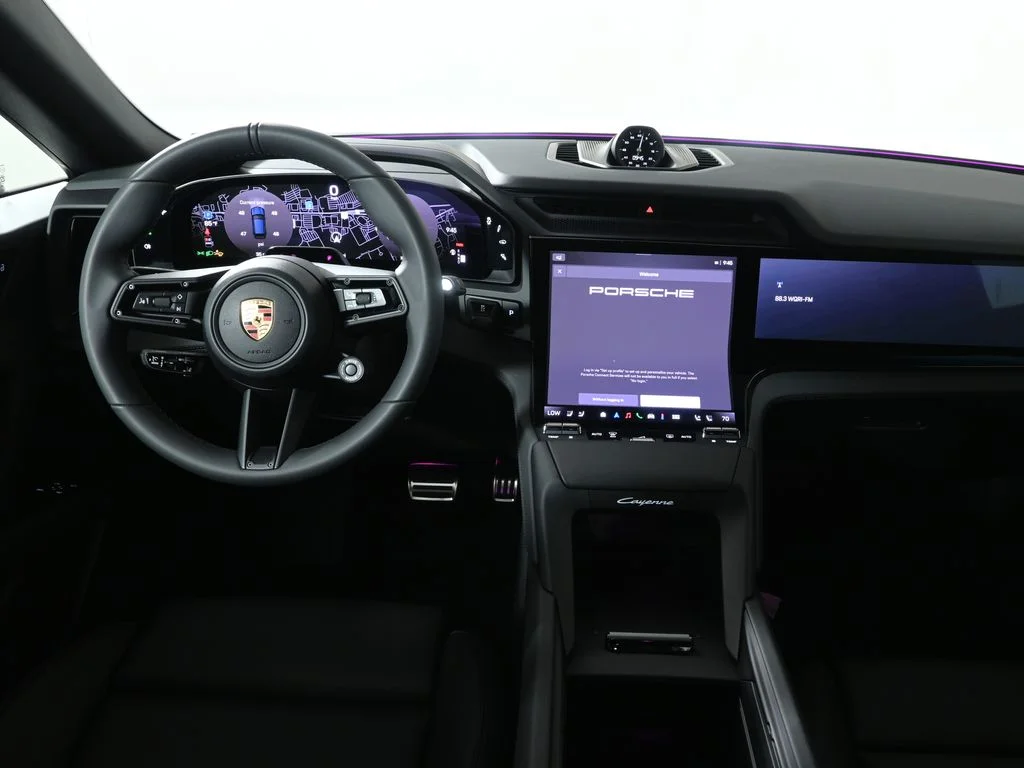 2026 Porsche Cayenne S - Photo 16
