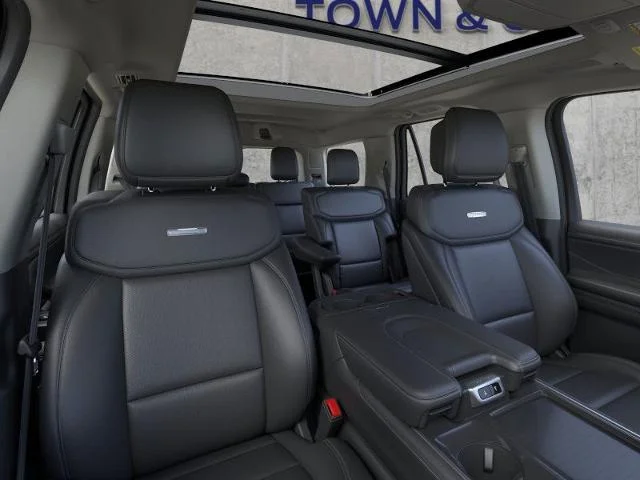 New 2026 Star White Metallic Tri-Coat Ford Platinum image 28