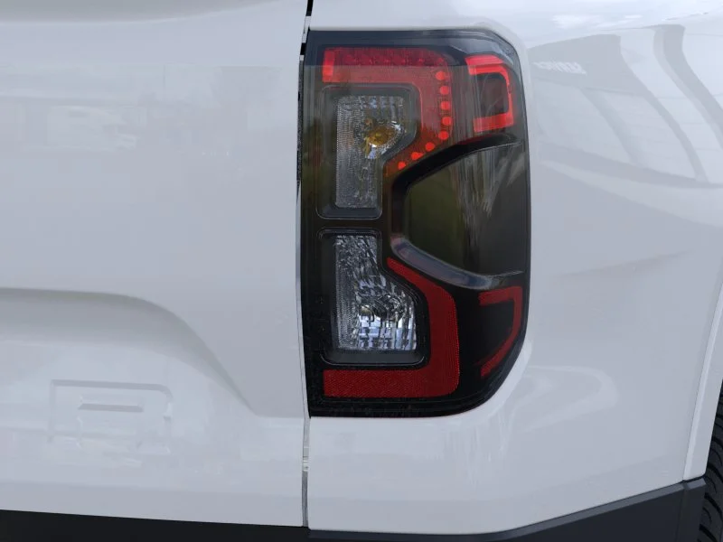 New 2026 Oxford White Ford XLT image 21