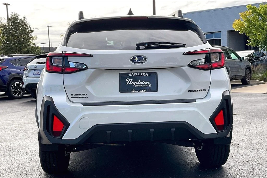 New 2026 CRYSTAL WHITE PEARL Subaru Premium image 5