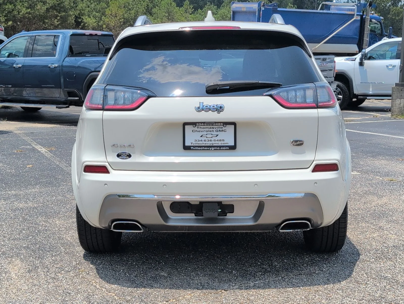 Used 2019 White Jeep Overland image 4