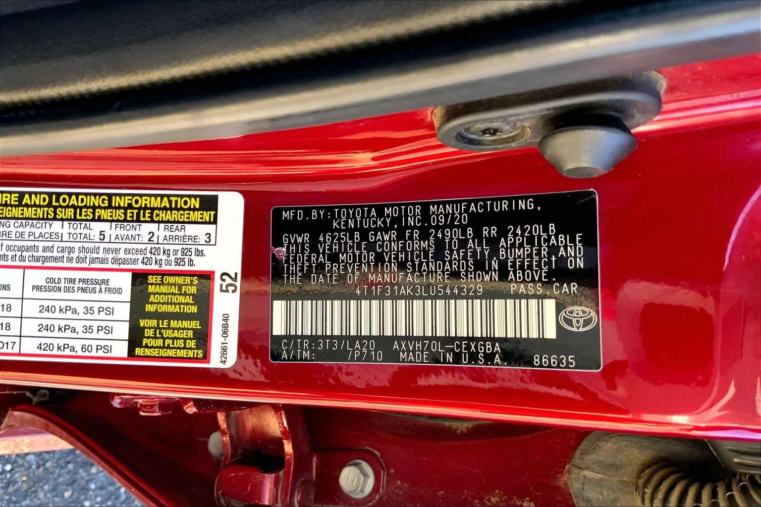 Used 2020 Ruby Flare Pearl Toyota Hybrid XLE image 29