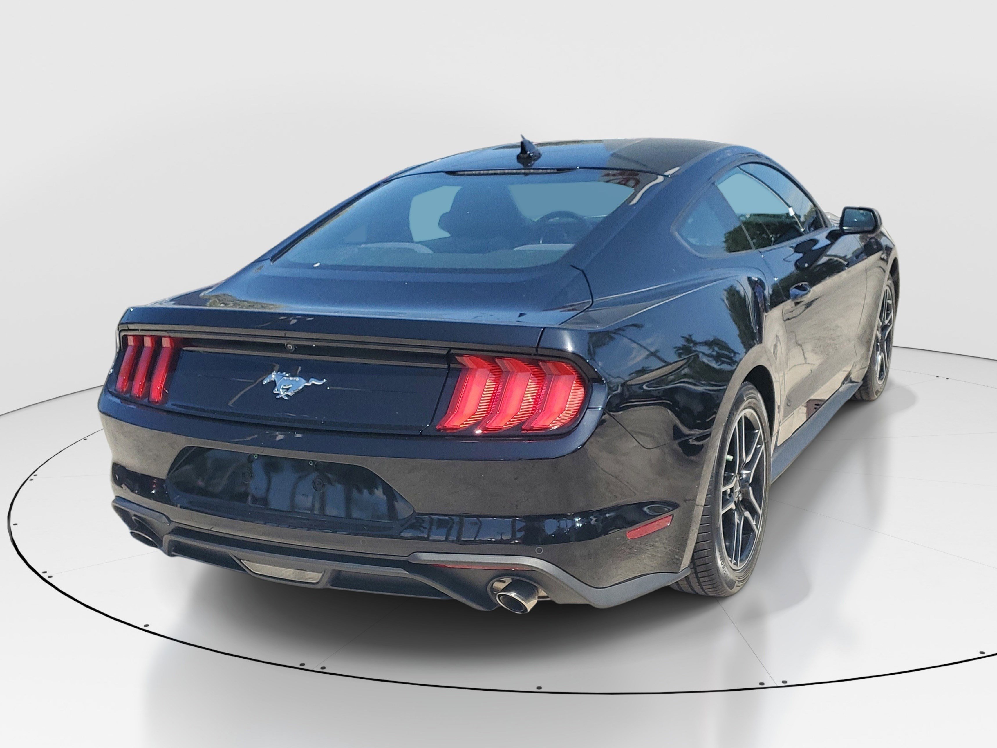 Used 2022 Shadow Black Ford EcoBoost image 3
