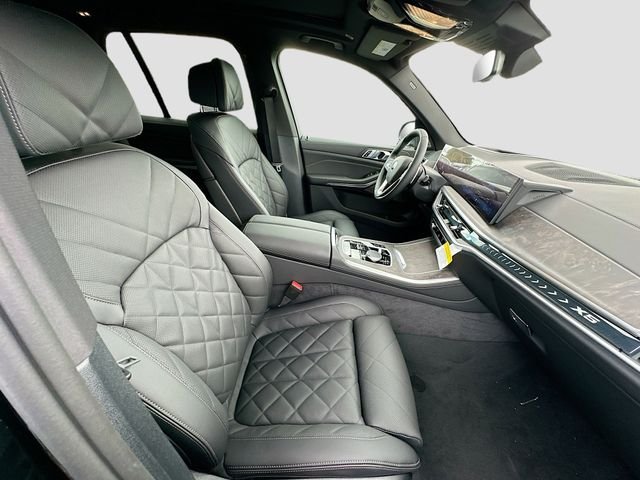 New 2026 Black BMW sDrive40i image 23