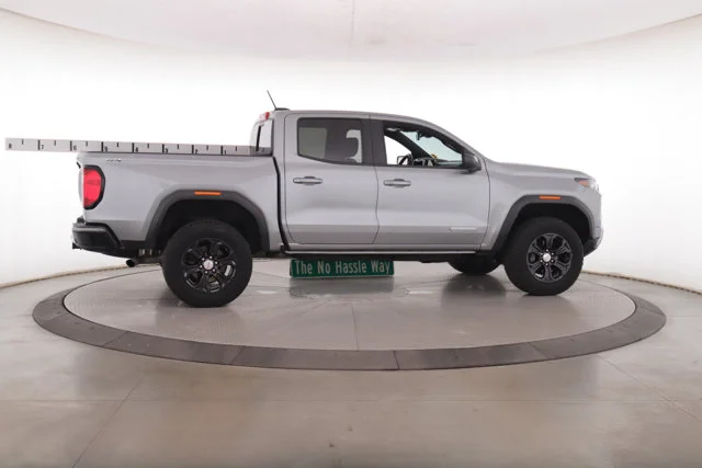 Used 2023 Gray GMC Elevation image 8