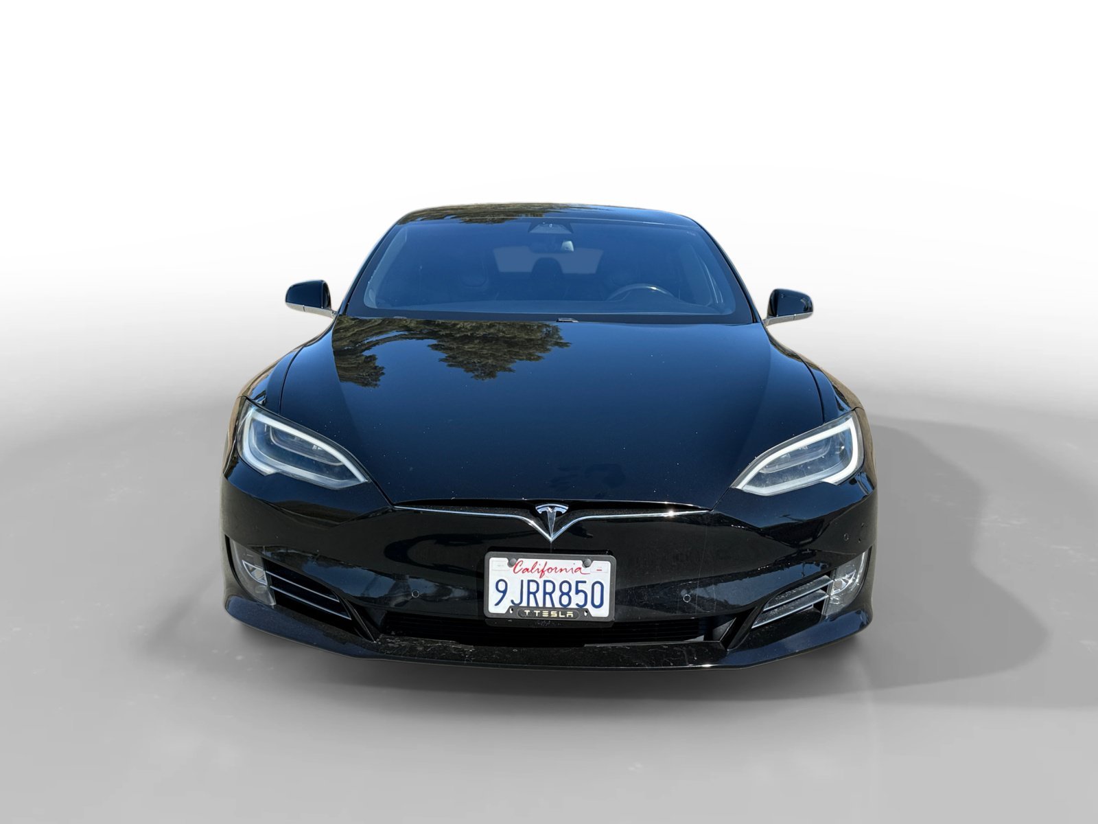Used 2018 Obsidian Black Metallic Tesla 75D image 8
