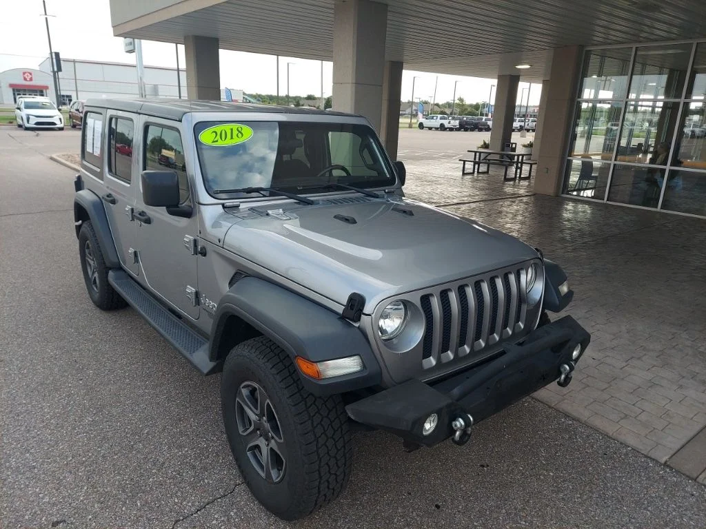 Used 2018 Silver Jeep Unlimited Sport S image 1