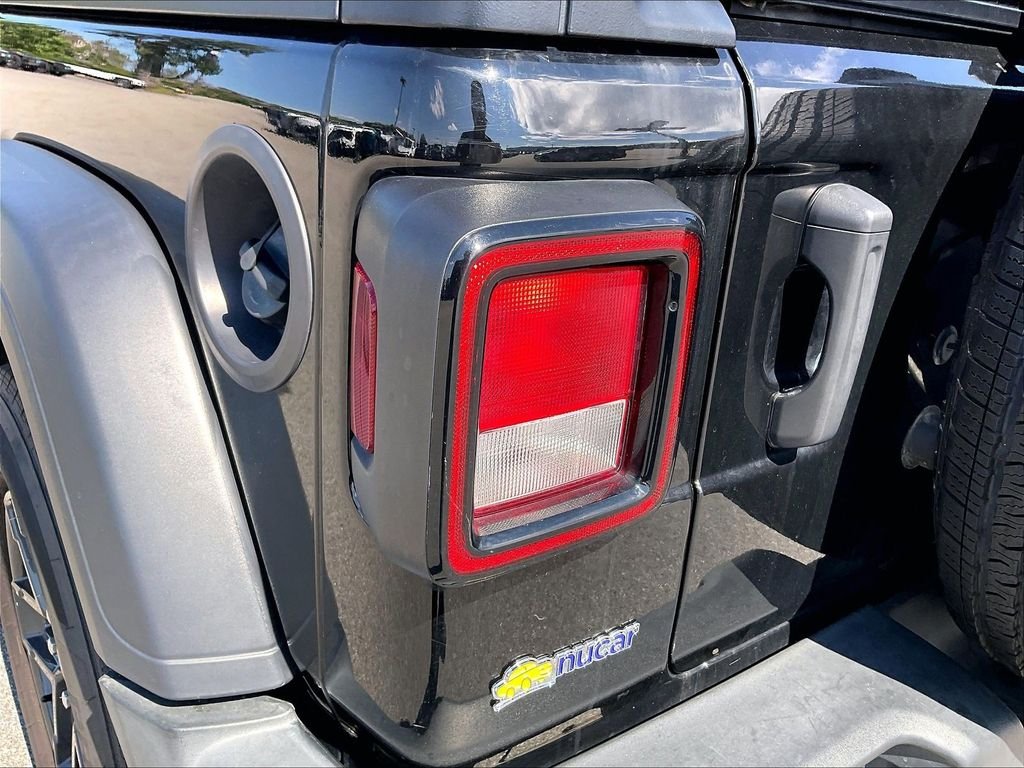 Used 2024 Black Clearcoat Jeep Sport S image 28