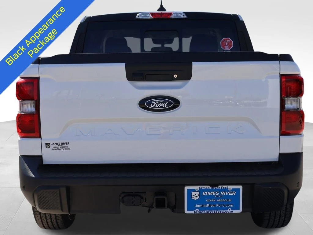 New 2026 Oxford White Ford Lariat® image 4