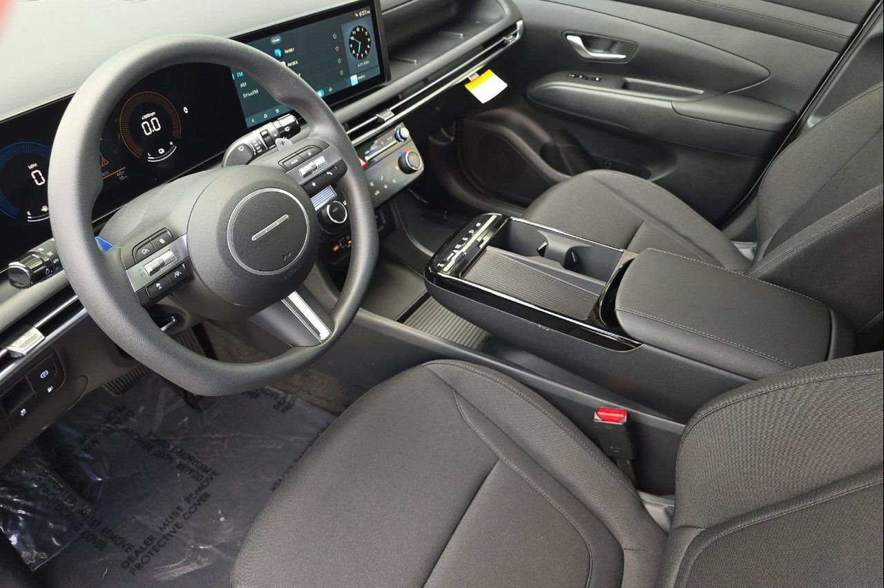 New 2026 White Hyundai SEL image 9