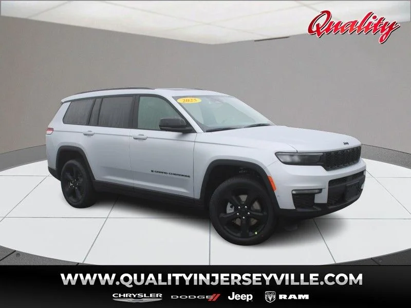 2025 Jeep Grand Cherokee L Limited 4x4's photo