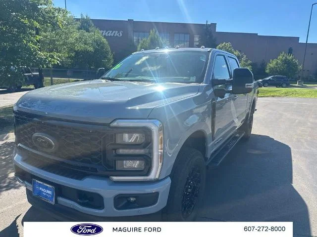 New 2026 Glacier Gray Metallic Tri-Coat Ford F-350® Lariat® image 24