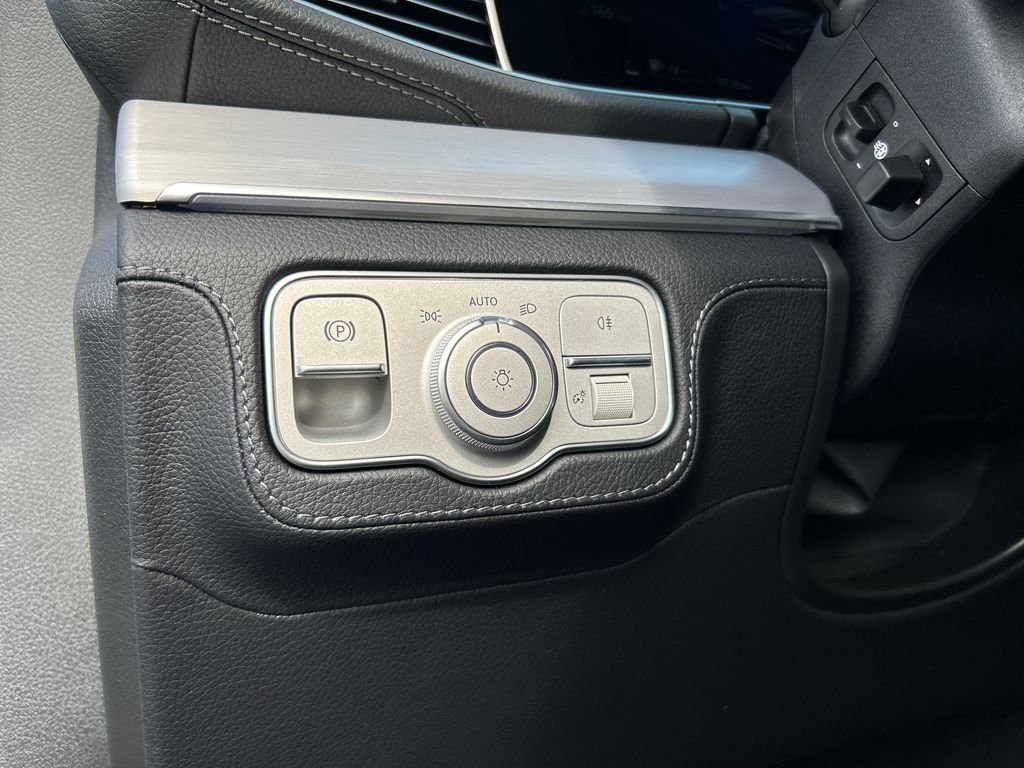 New 2026 Cirrus Silver Metallic Mercedes-Benz GLE 580 image 14