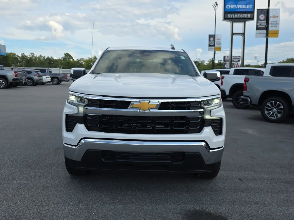 New 2026 Summit White Chevrolet LT image 10