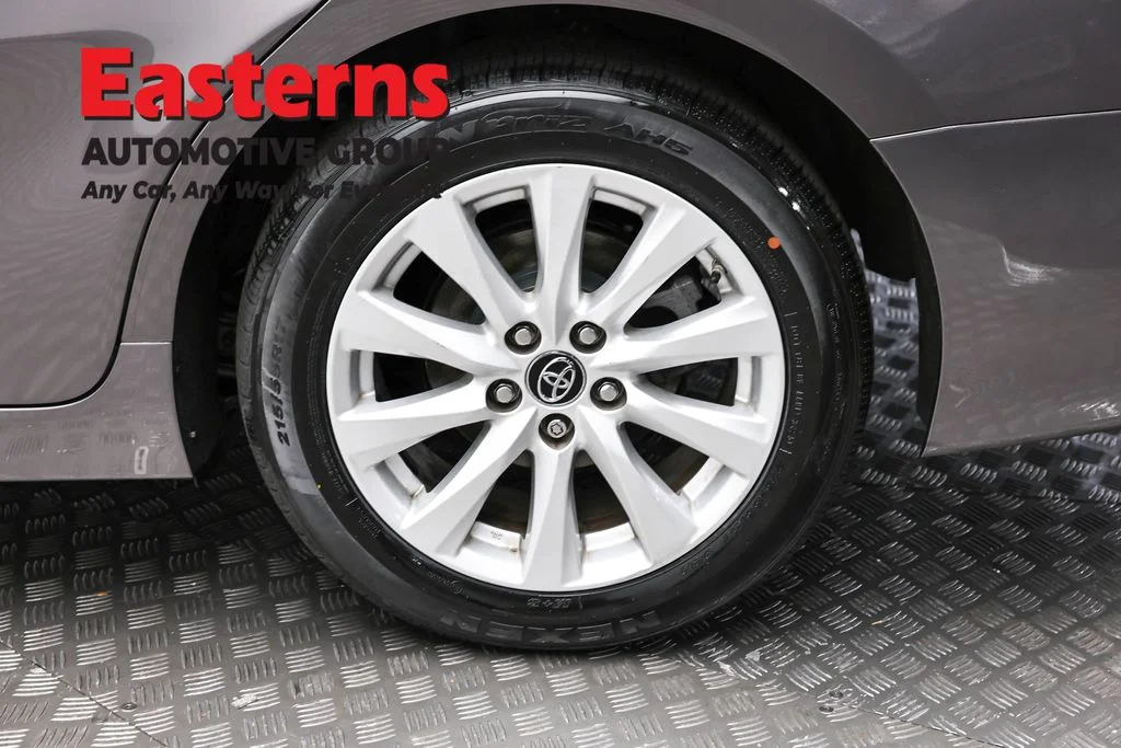 Used 2019 Gray Toyota LE image 8