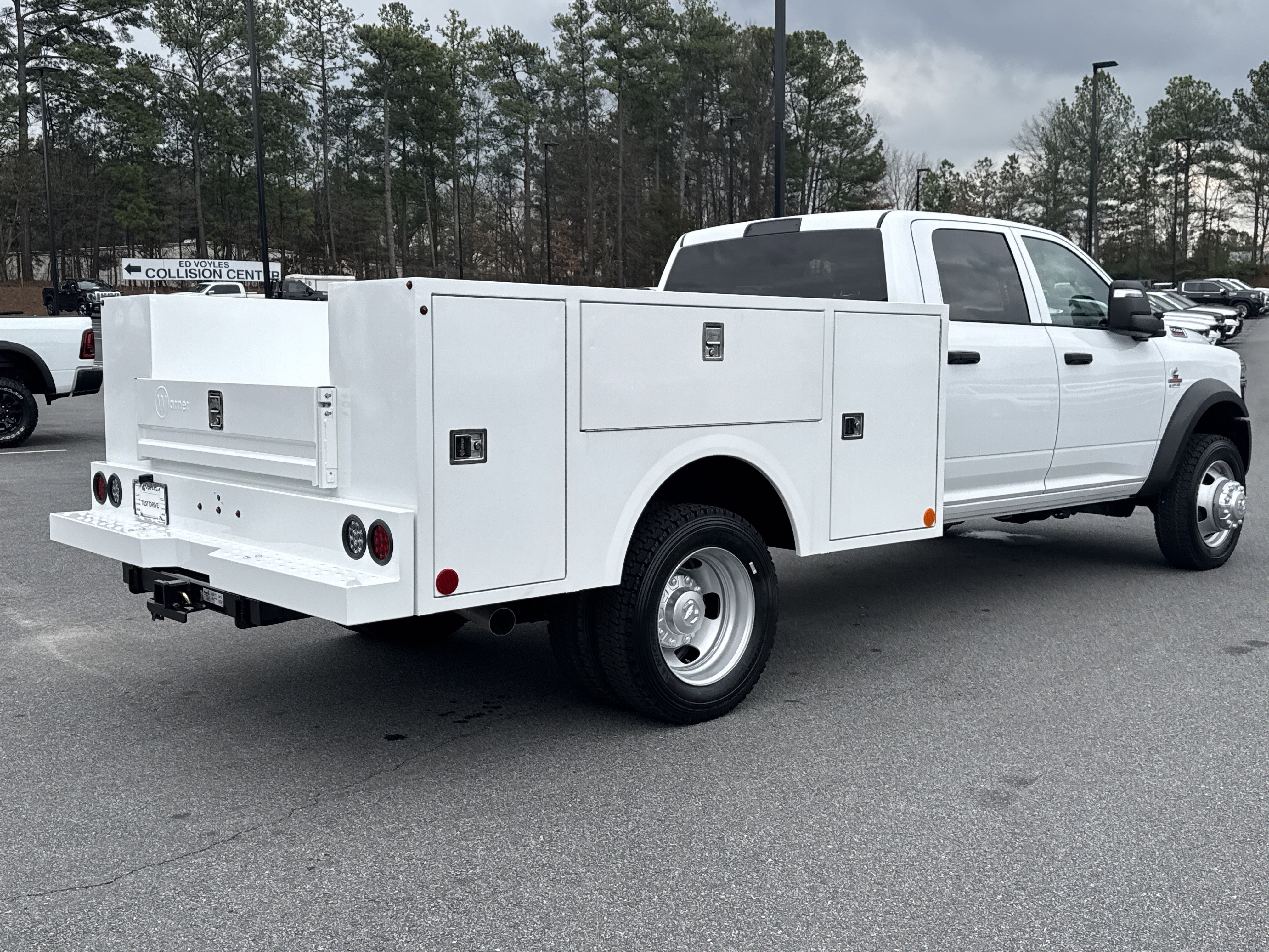 New 2026 Bright White Clearcoat RAM Tradesman image 3