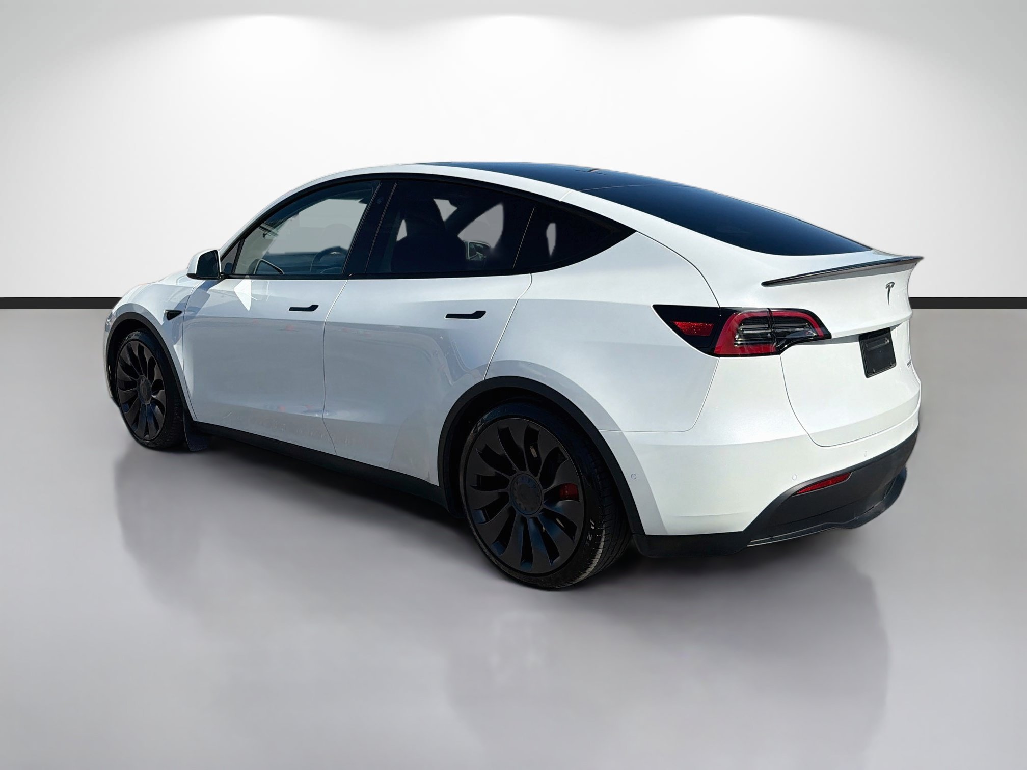 Used 2023 White Tesla Performance image 3