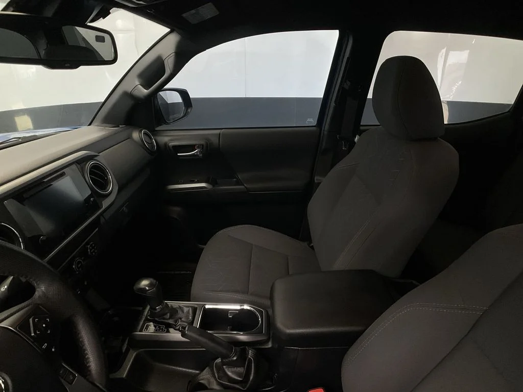 Used 2018 Blazing Blue Toyota TRD Off-Road image 31