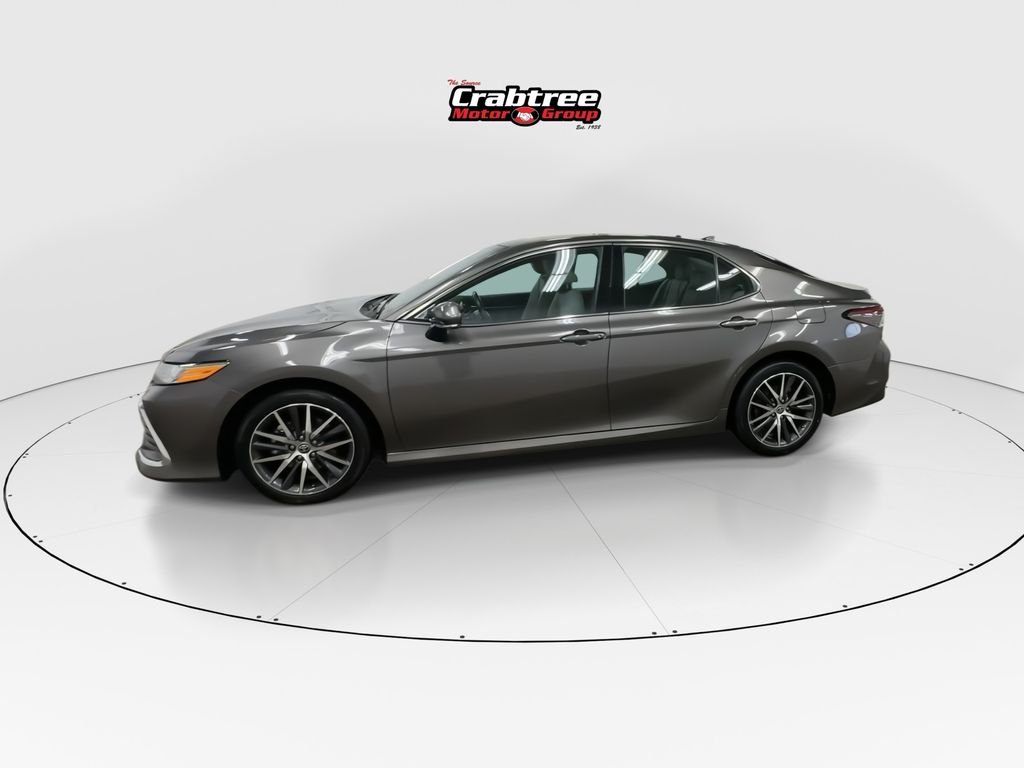 Used 2024 Gray Toyota XLE image 5