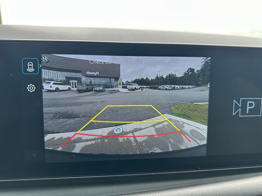 Used 2025 Gray Hyundai SE image 19
